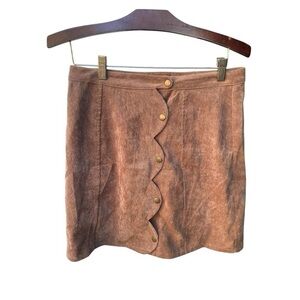 Loveriche Cordaroy Scaloped Mini Skirt I Size: M